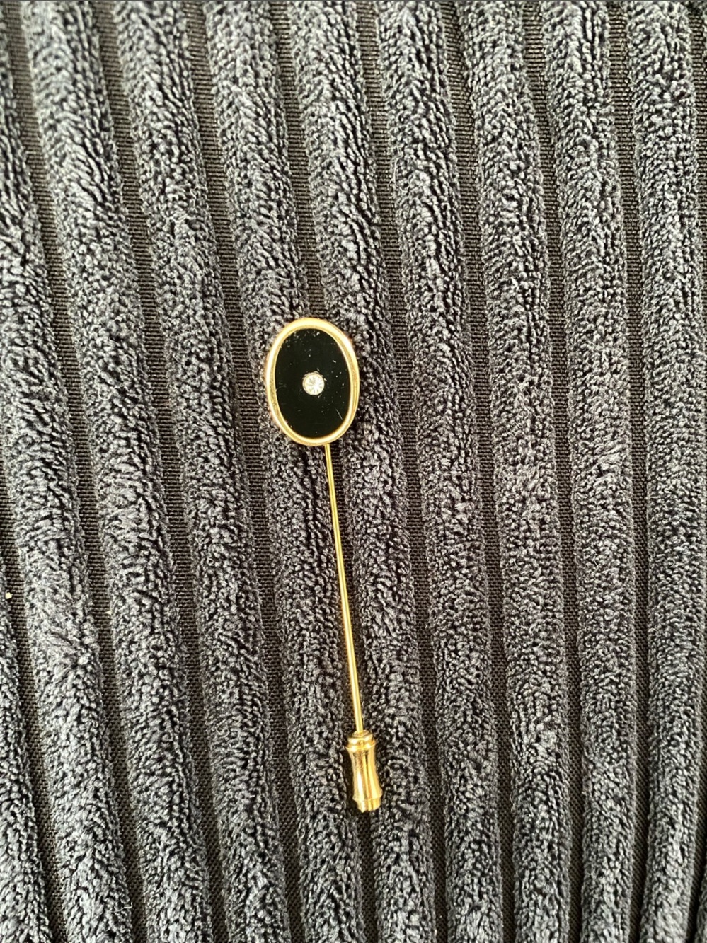 Vintage Trifari Gold Tone Stick Pin